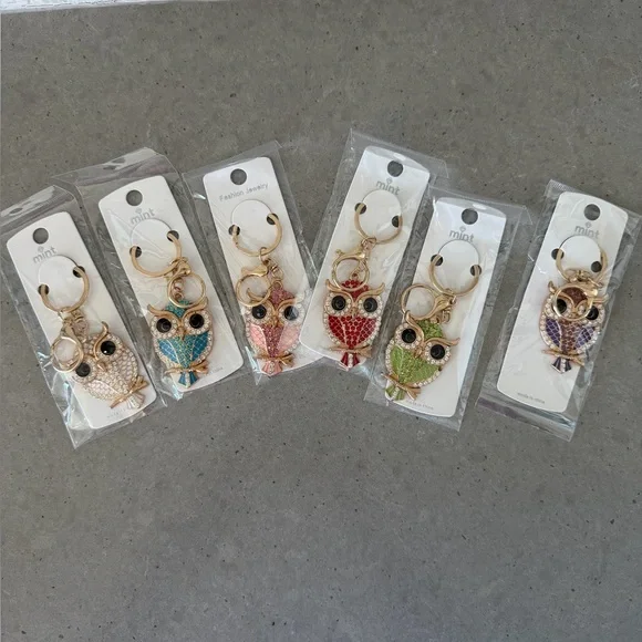 NWT 6 pack Colorful Owl Keychain bagcharm Set - Picture 1 of 4